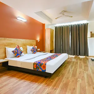 Hotel Fabhotel La Serene Nfc