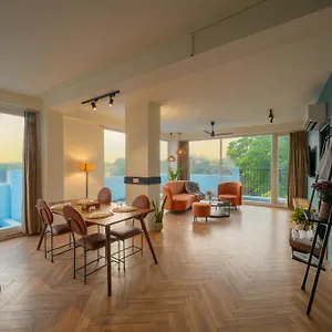 3* Hotel Minimalist Poshtel&suites